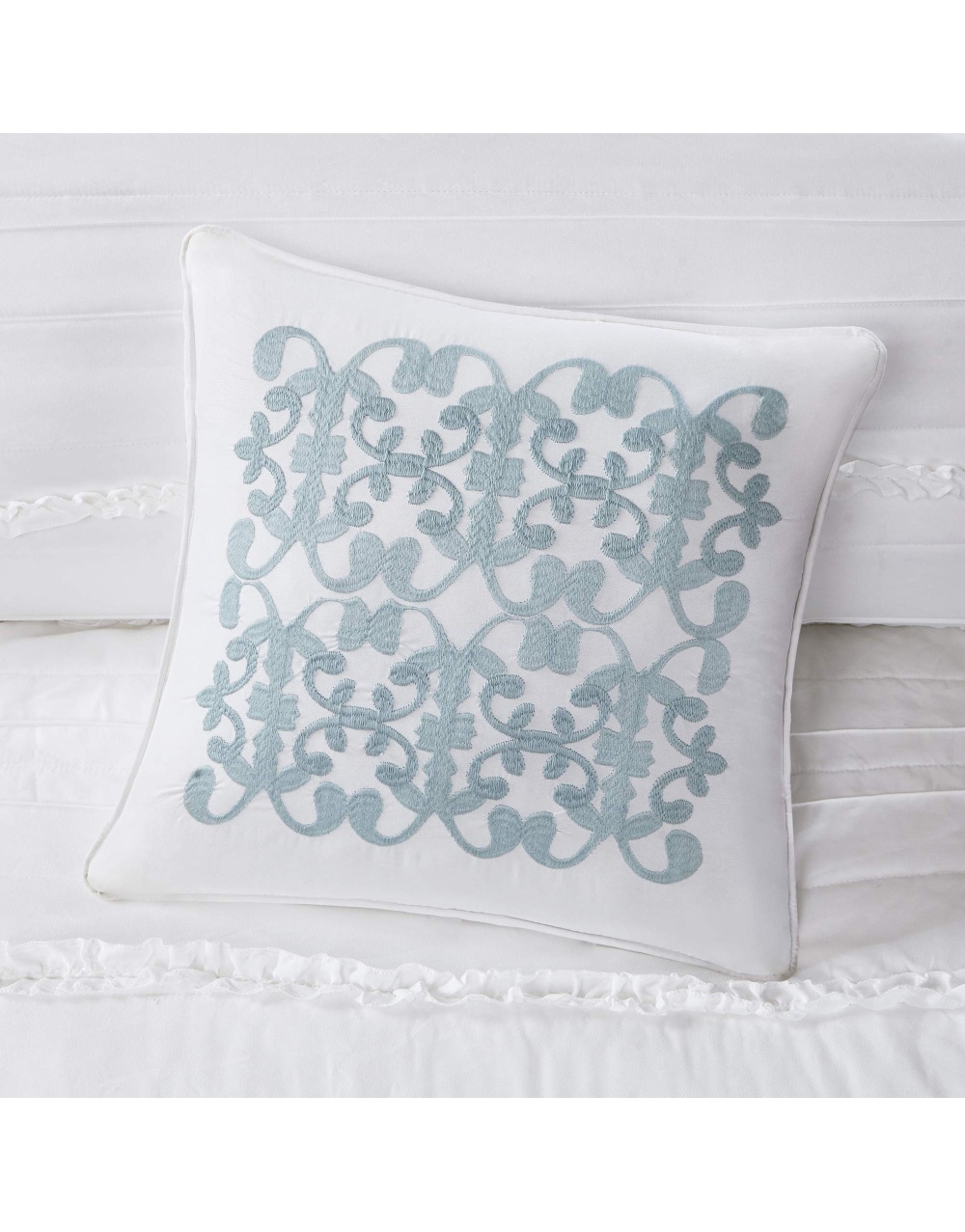white-textured-bedding-comforter-set-4